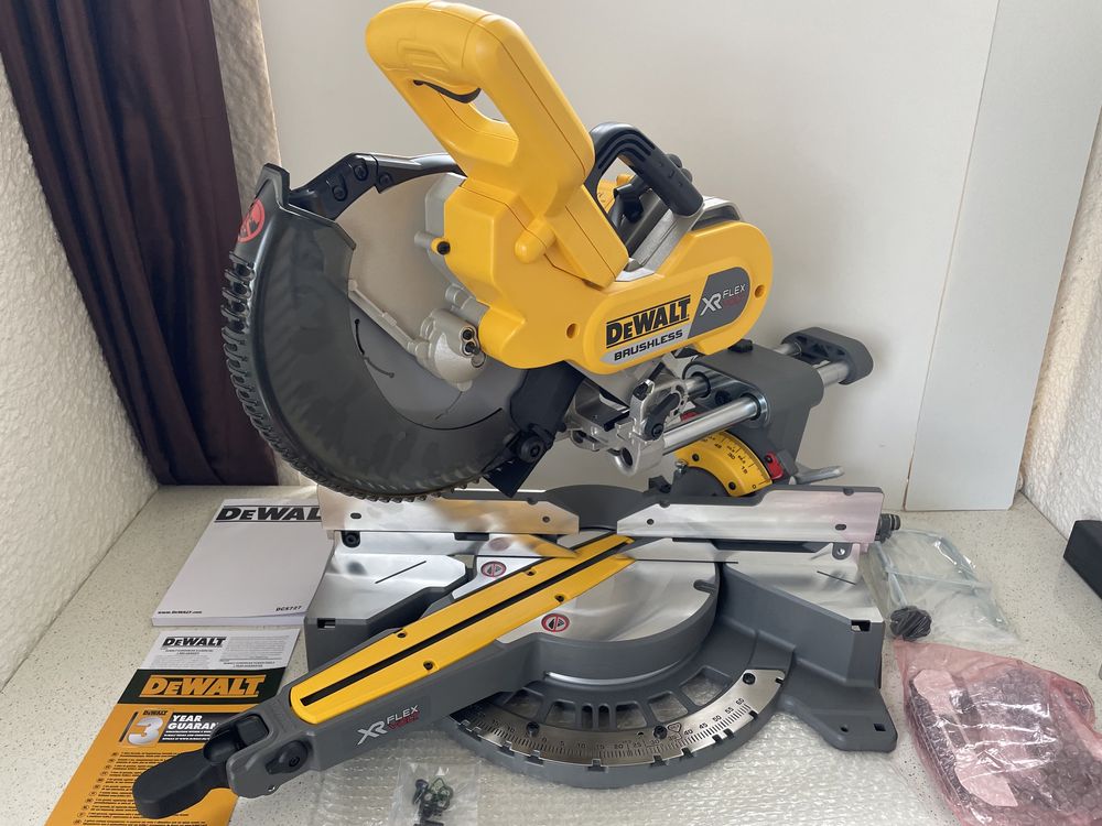 DeWALT DCS727N-XJ, XR. Circular Stationar Profesional, Original Nou !