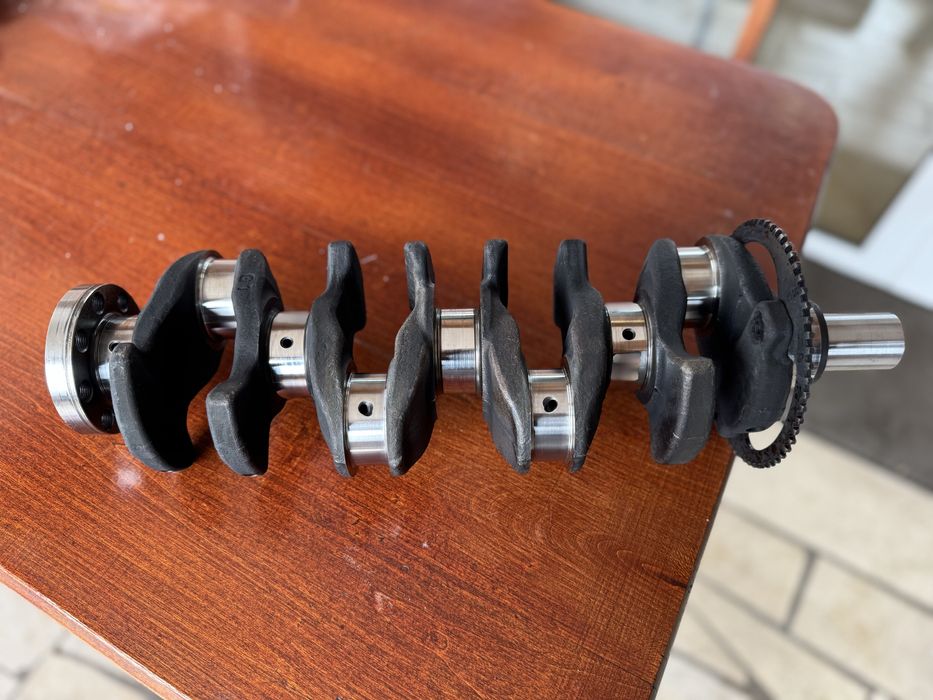 Колянов вал Mazda 2.2d Skyactive