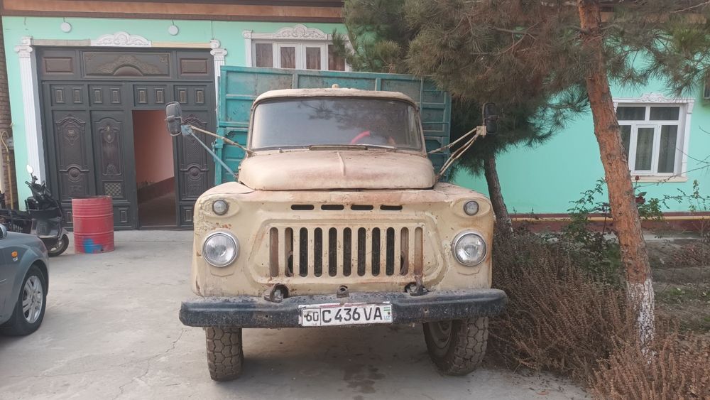 Gaz 53 sotiladi yurib turgan mashina