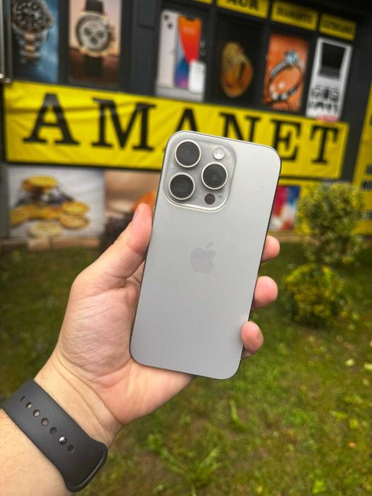 iPhone 15 Pro / 128 GB / Natural Titanium