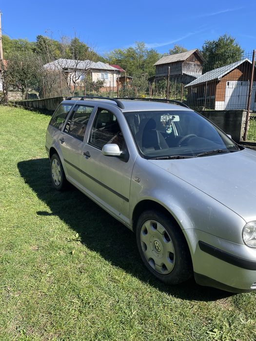 Volkswagen golf  4