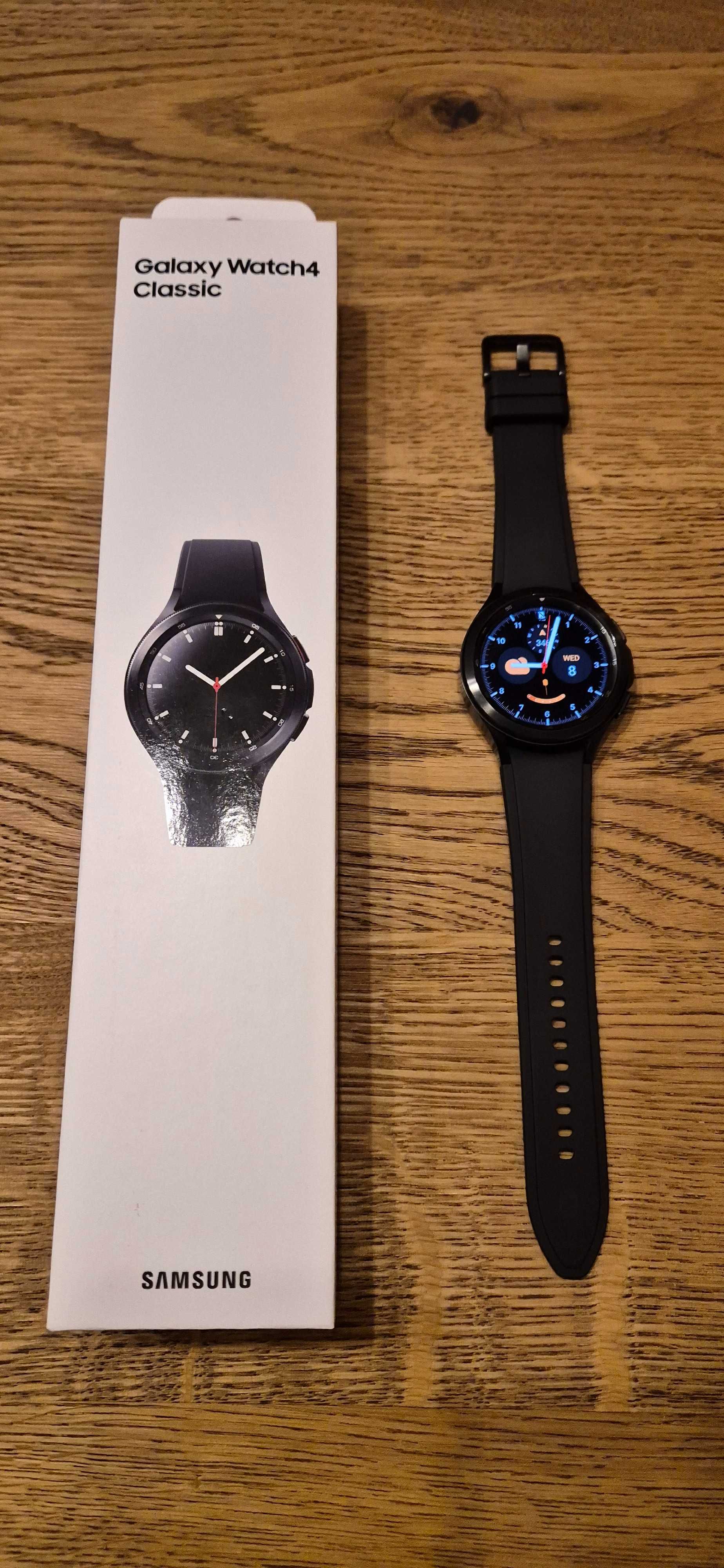 Заедно/Отделно Samsung GalaxyZ Flip3+Galaxy Watch4 Classic+GalaxyTabS3