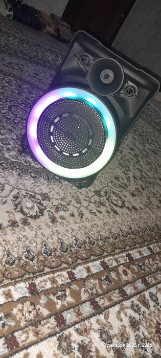 Продам музыкальную колонку