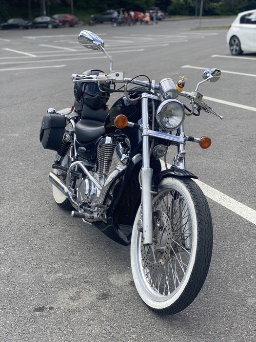 Suzuki intruder VS 600 custom
