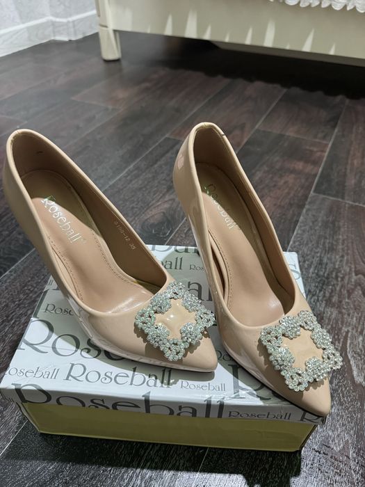 Туфли сатылады