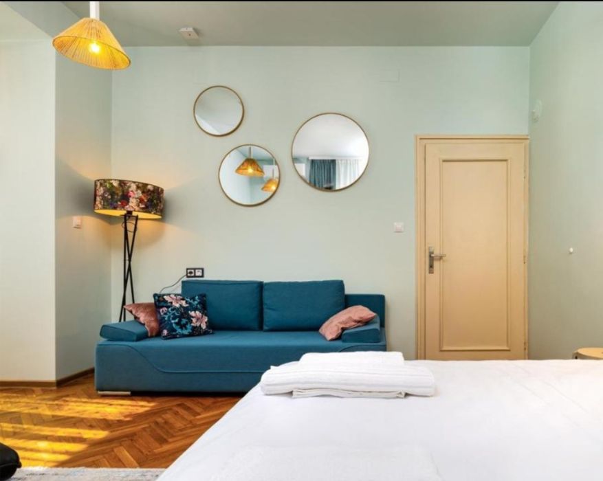 Тристаен апартамент в Пловдив център до къпана бизнес  Airbnb