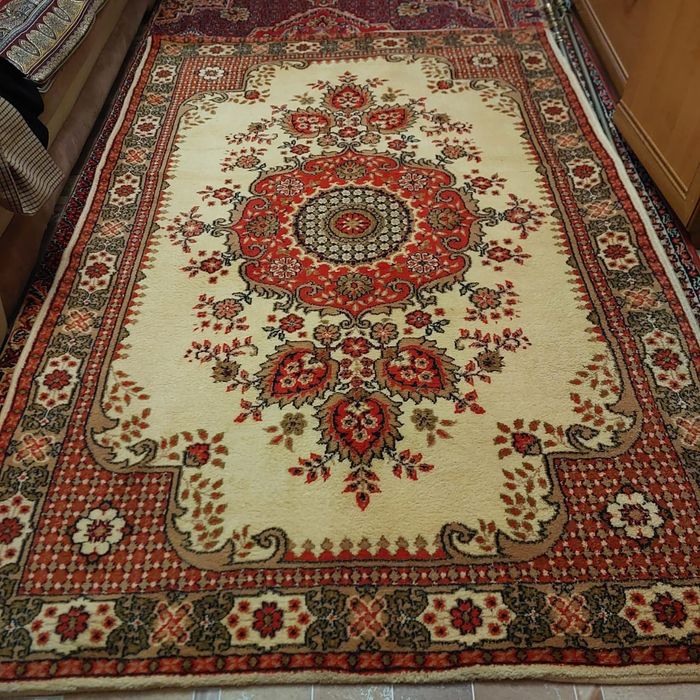 Продам ковер натуральный 20000