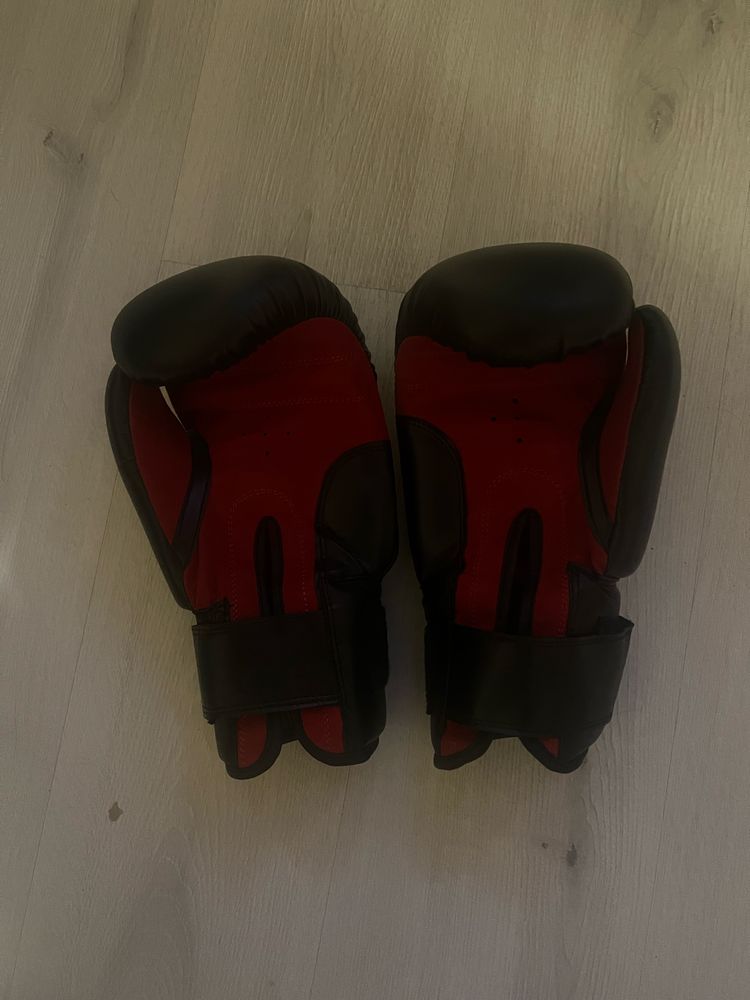 Комплект за бойни спортове