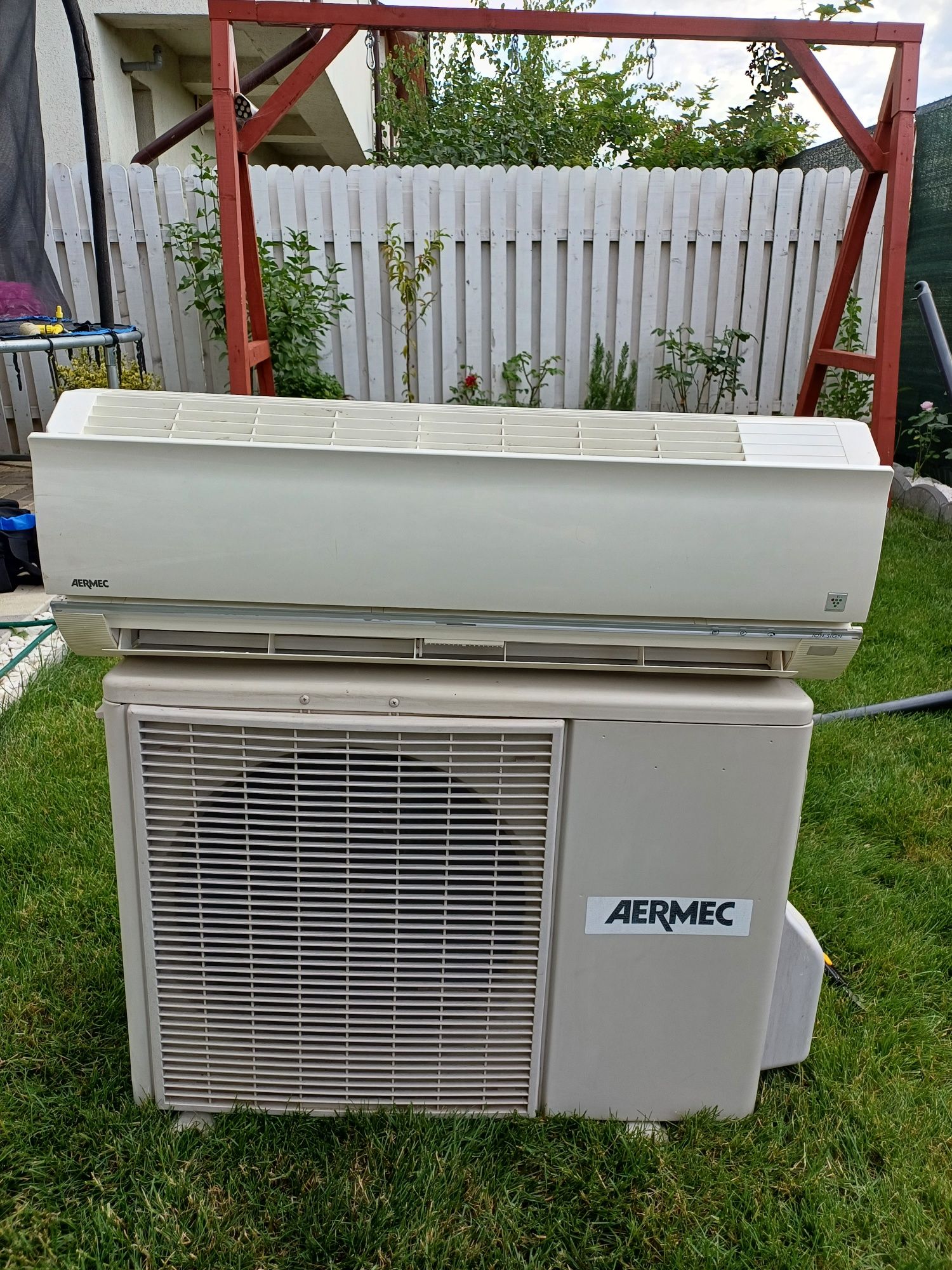 Aer condiționat 12 000 btu