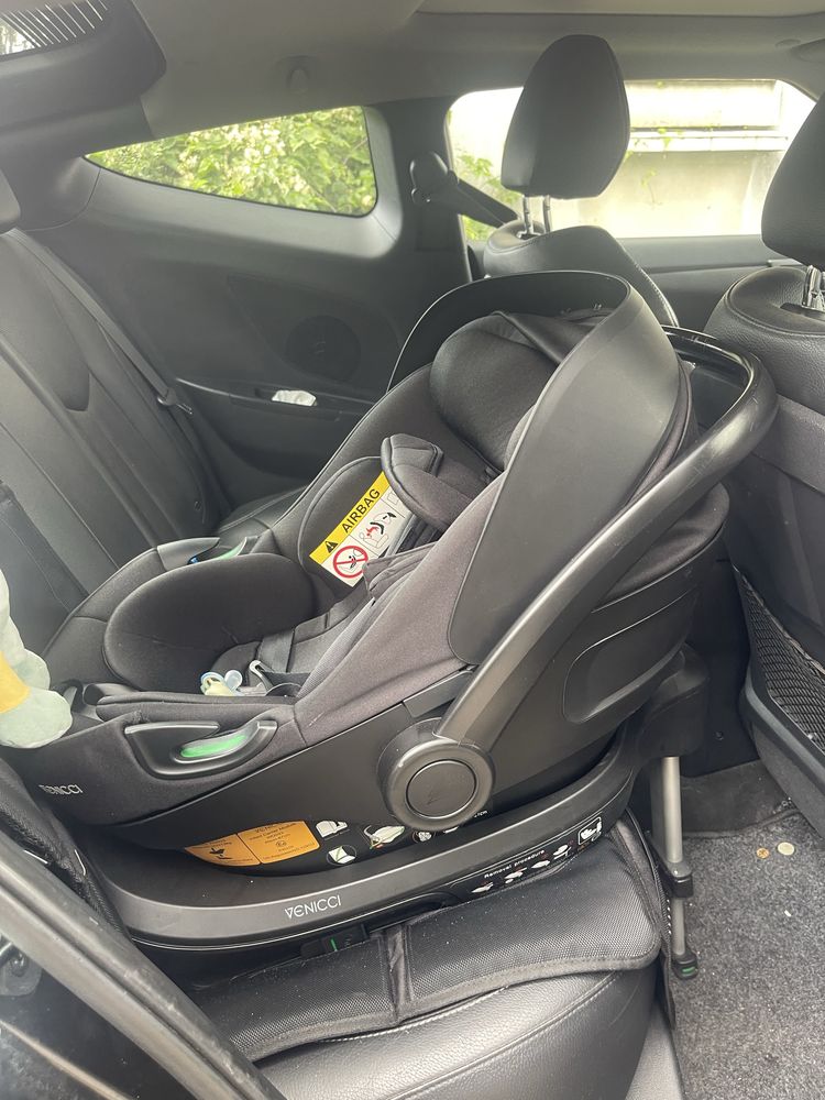 Столче за кола Venicci с ISOFIX база