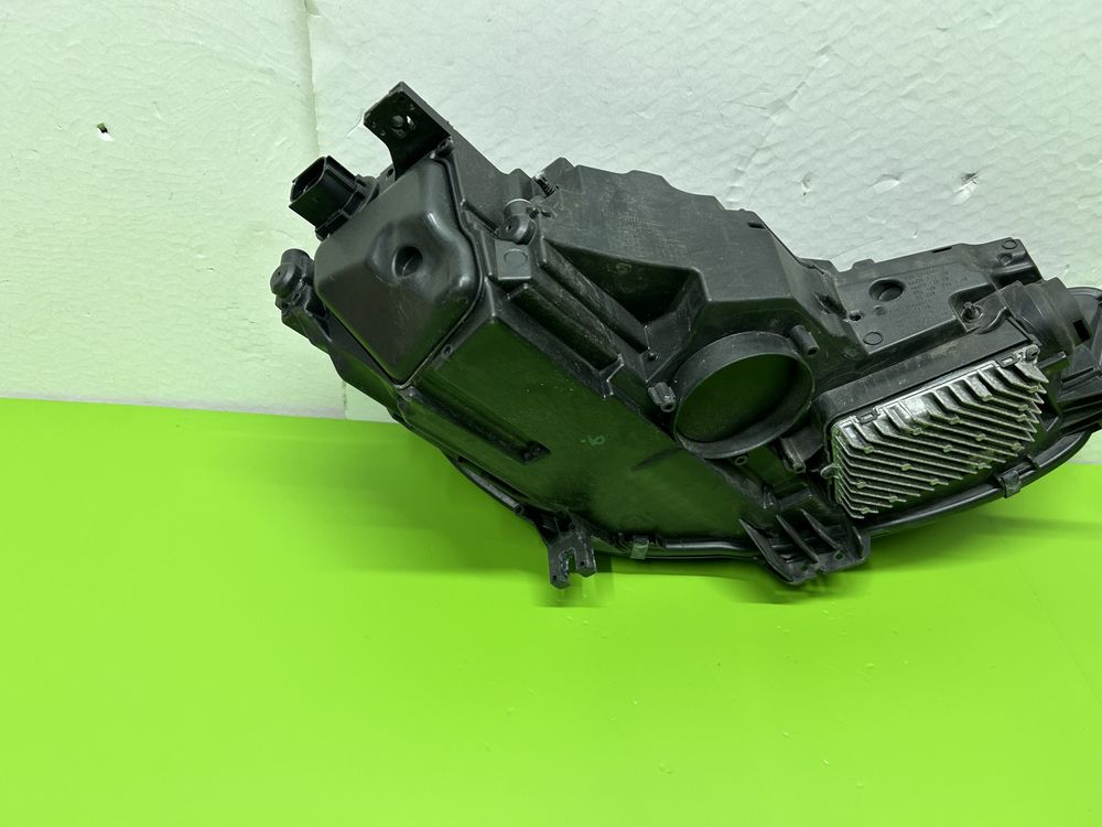 Far faruri Audi A4 B9 facelift full led 8w0941035 E