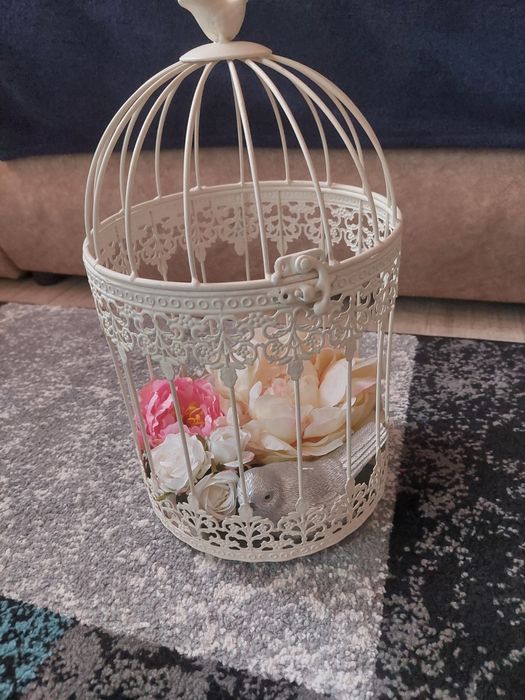 Colivie cu flori si lumanare in forma de pasare