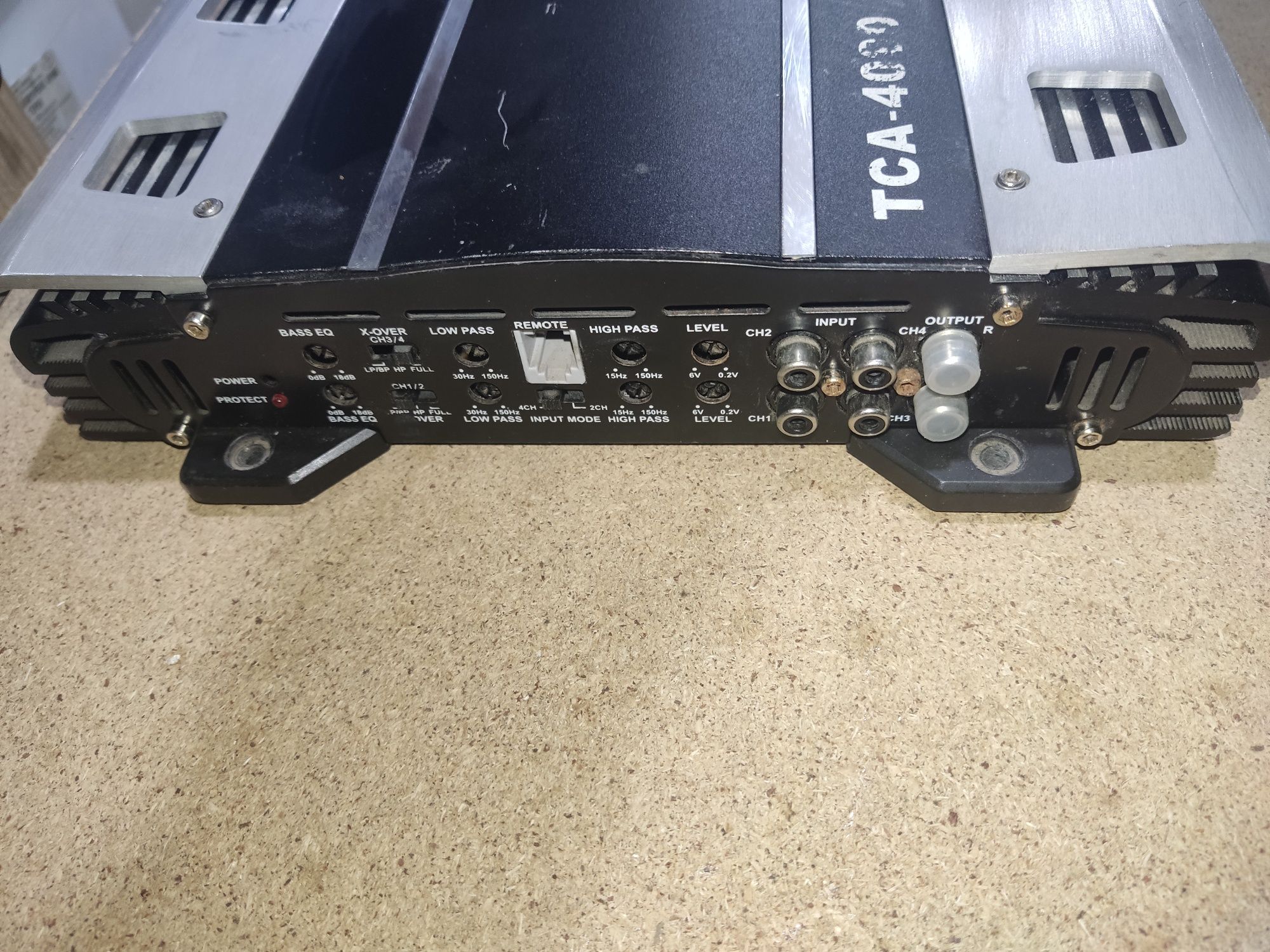 Усилвател Thunder TCA 4090