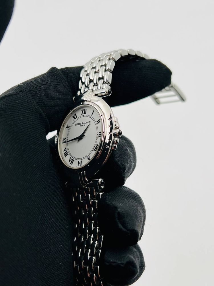 Pierre Balmain страхотен дамски часовник