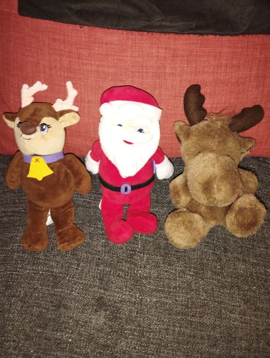 коледни плюшени играчки