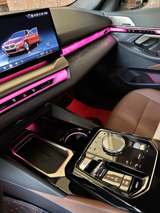 BMW i5 Luxury 35L