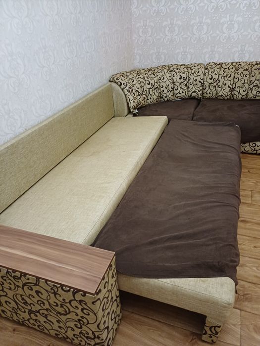 Диван угловой. Срочно