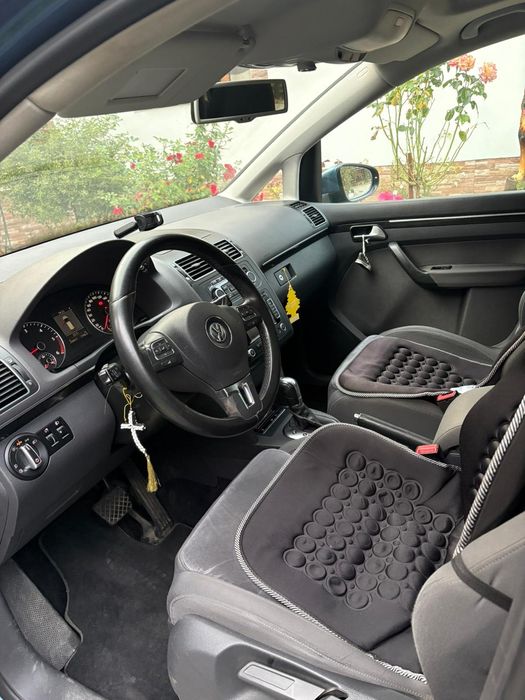 Masina VW Touran 2011