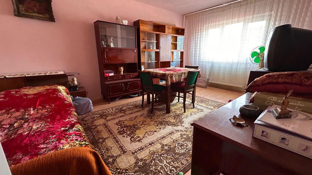 Apartament 2 camere - Petroșani in spate la Primărie