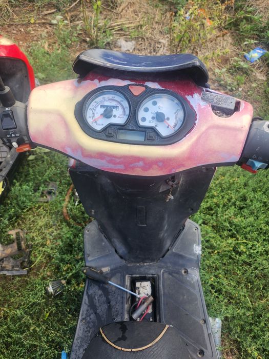 Vând scuter 125 cc