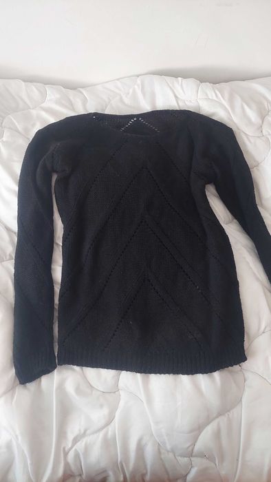 Дамски Черен Пуловер