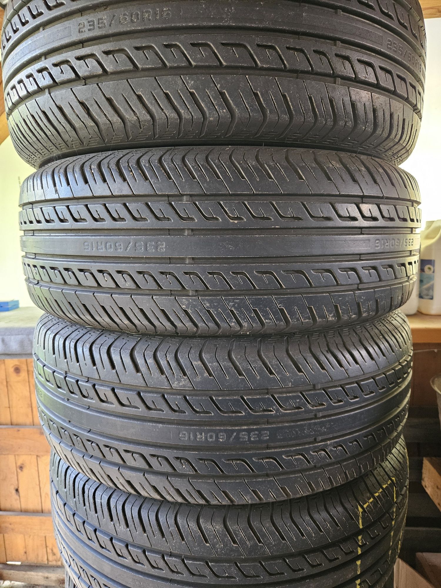 Windfors catchfors 235 60 r16