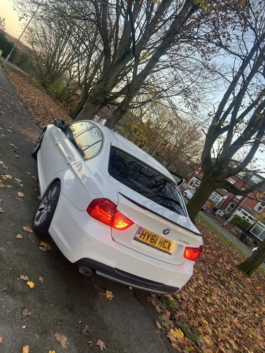 Bmw 320 2011  sport plus edition