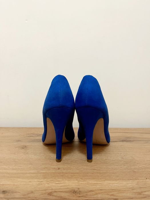 Дамски обувки на ток