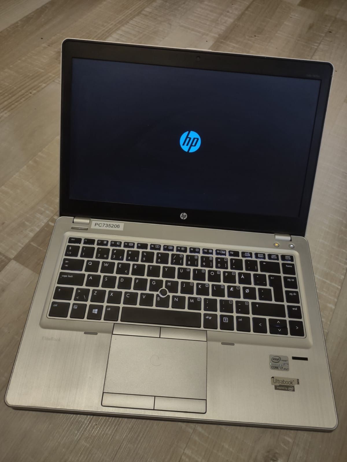 HP Folio i7,8gb,ssd,stare f buna