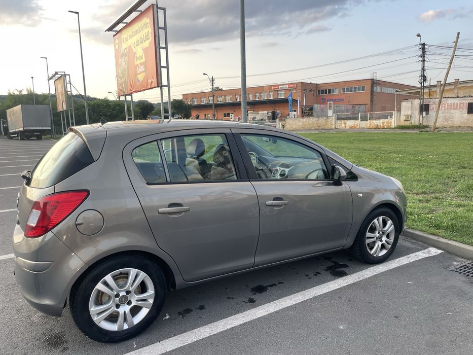 Vand opel corsa