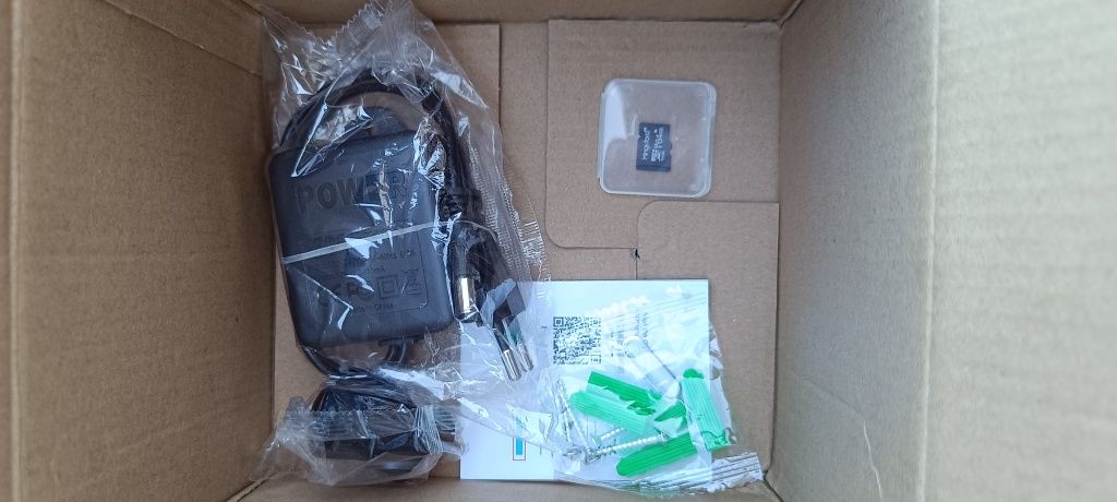 Камера с три обектива и карта памет 64 GB