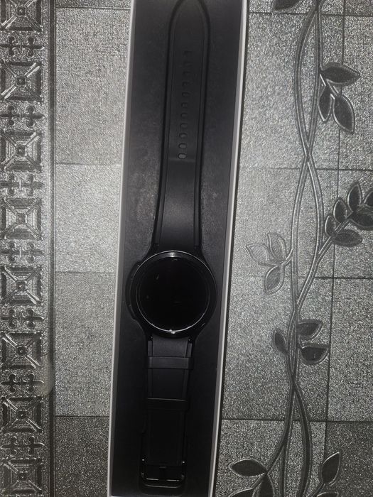 смарт часы Samsung Galaxy watch4 classic 46mm