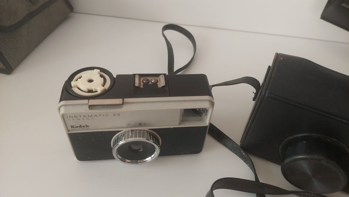 aparat fotografiat Kodak Instamatic 33 veche ieftin!