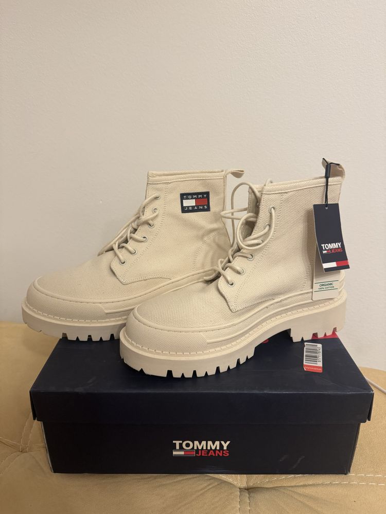 Дамски обукви Tommy Hilfiger