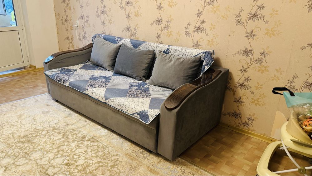 Диван книжка с подушками самовывоз