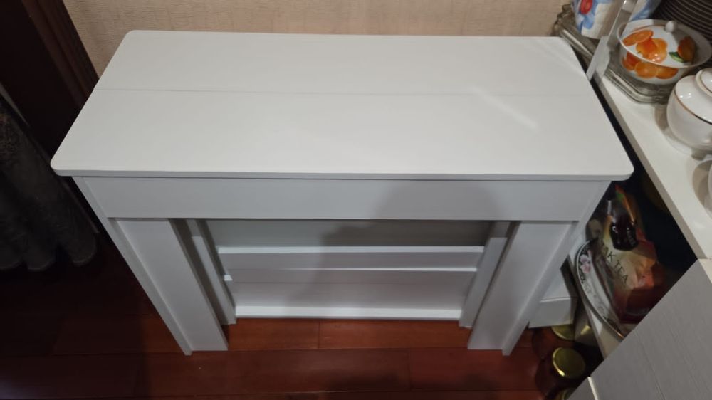 Стол-трансформер 4м. продам