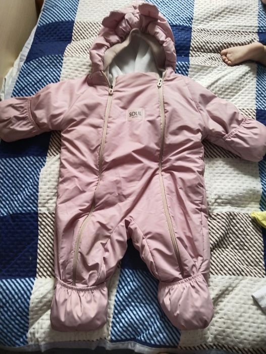 Комбинезон для малышей,в хорошем состоянии.