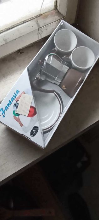 set filtru de cafea si cesti
