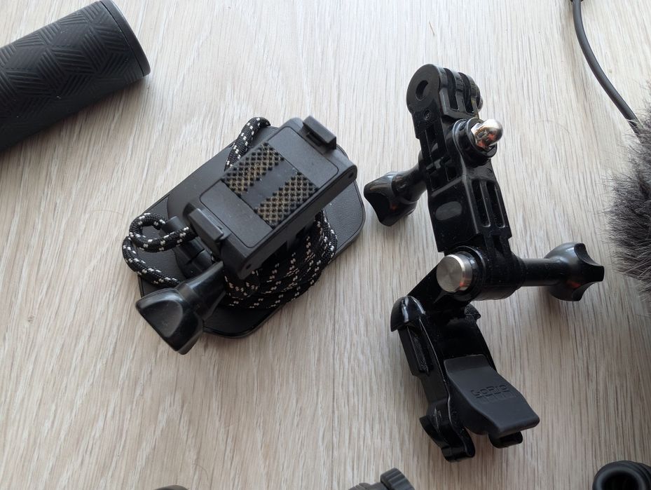 Camera acțiune Dji Action 4 Combo + accesorii, peste GoPro