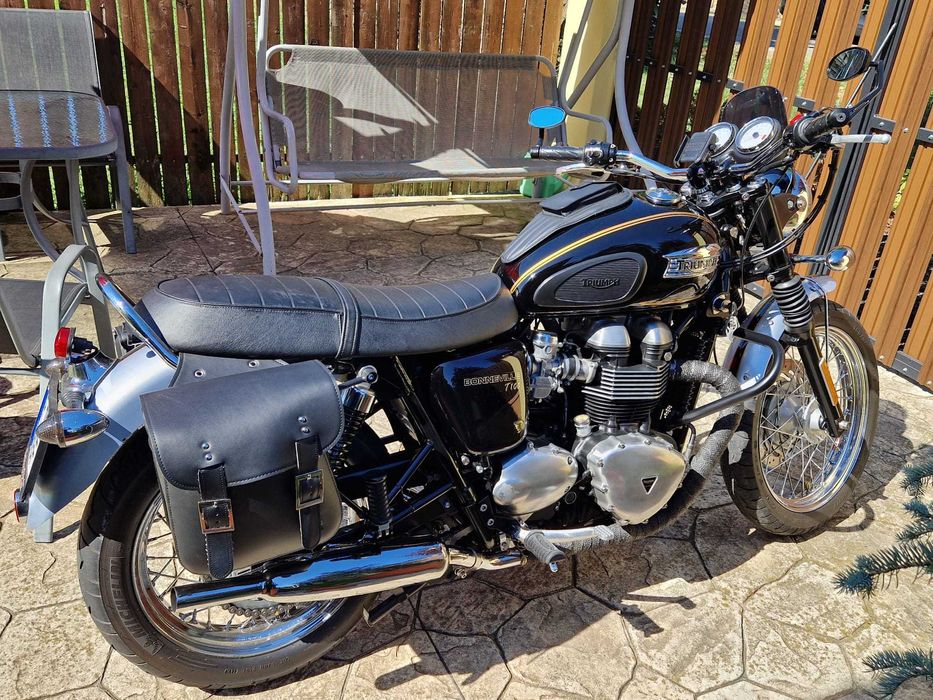 Triumph Bonneville T100 Special Edition