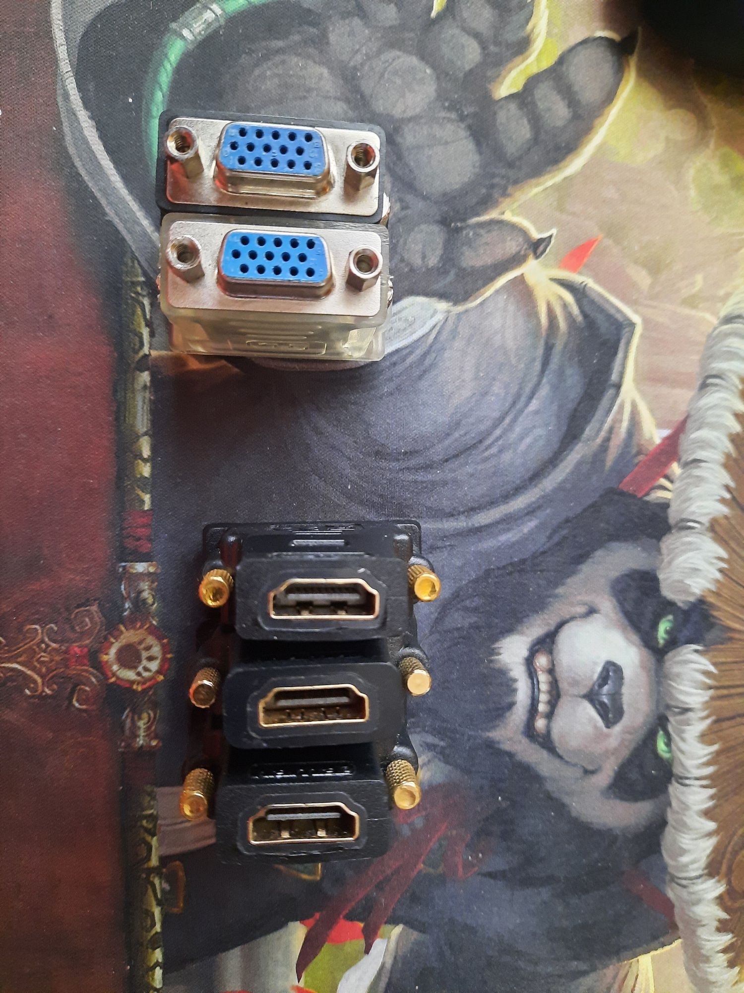 Adapatoare DVI VGA HDMI