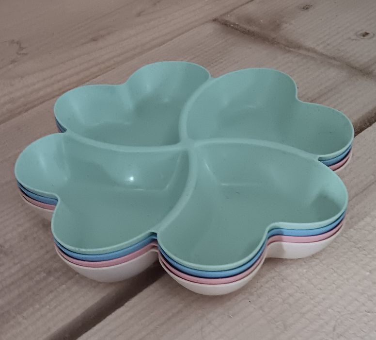 Set de 4 tăvi pentru gustări