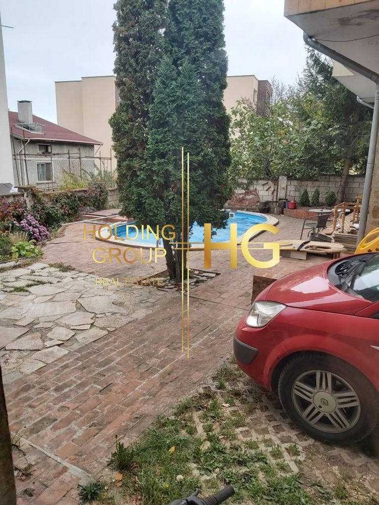 Кокетна къща в кв. Виница