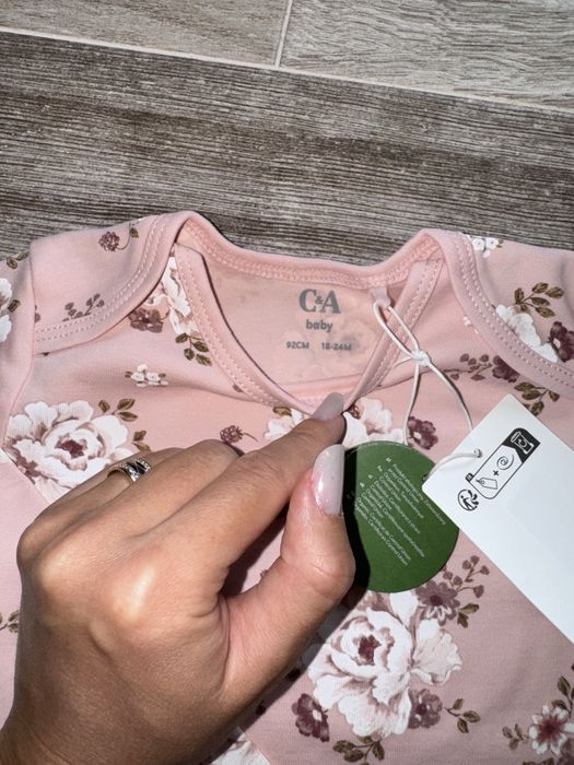 Body C&A nou marimea 98