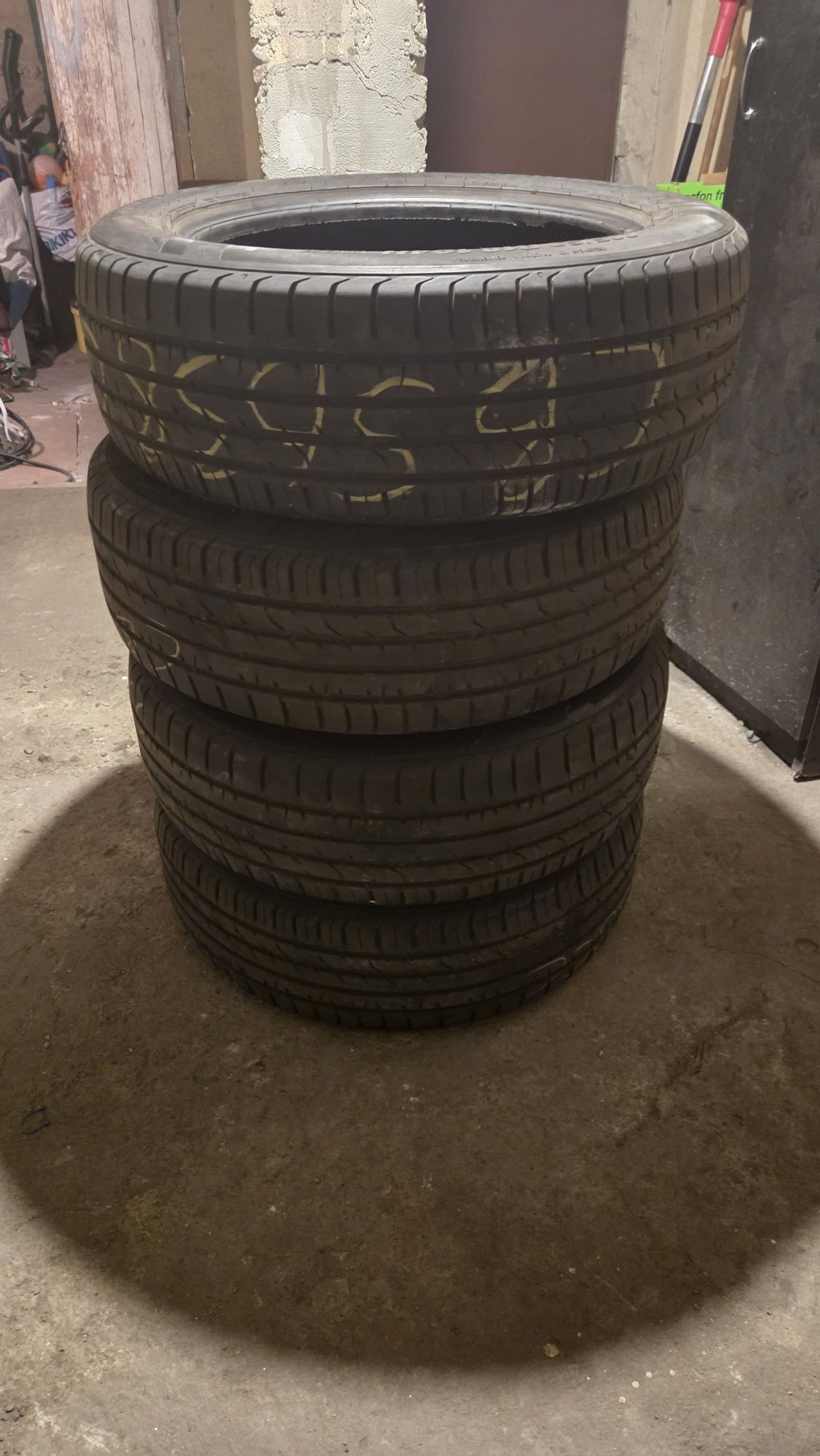4 бр. Гуми Kumho 225/65/18