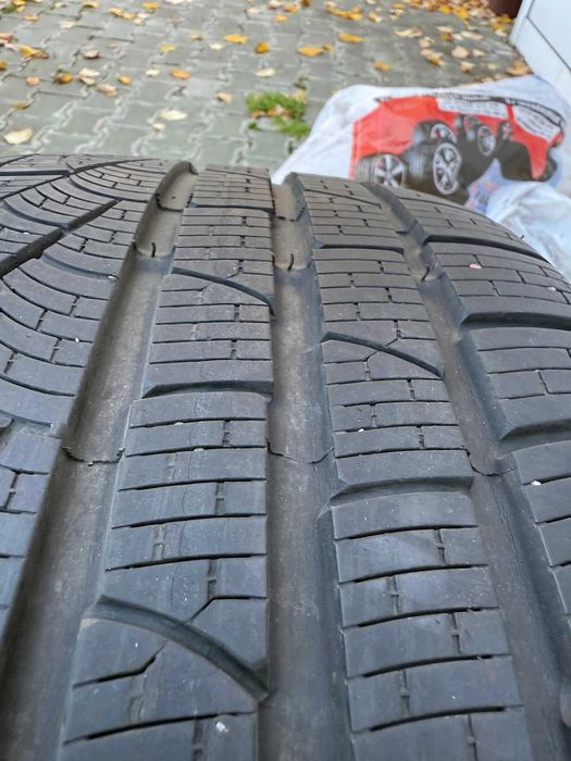 275/30 R20 Pirelli Sottozero 800 lei
