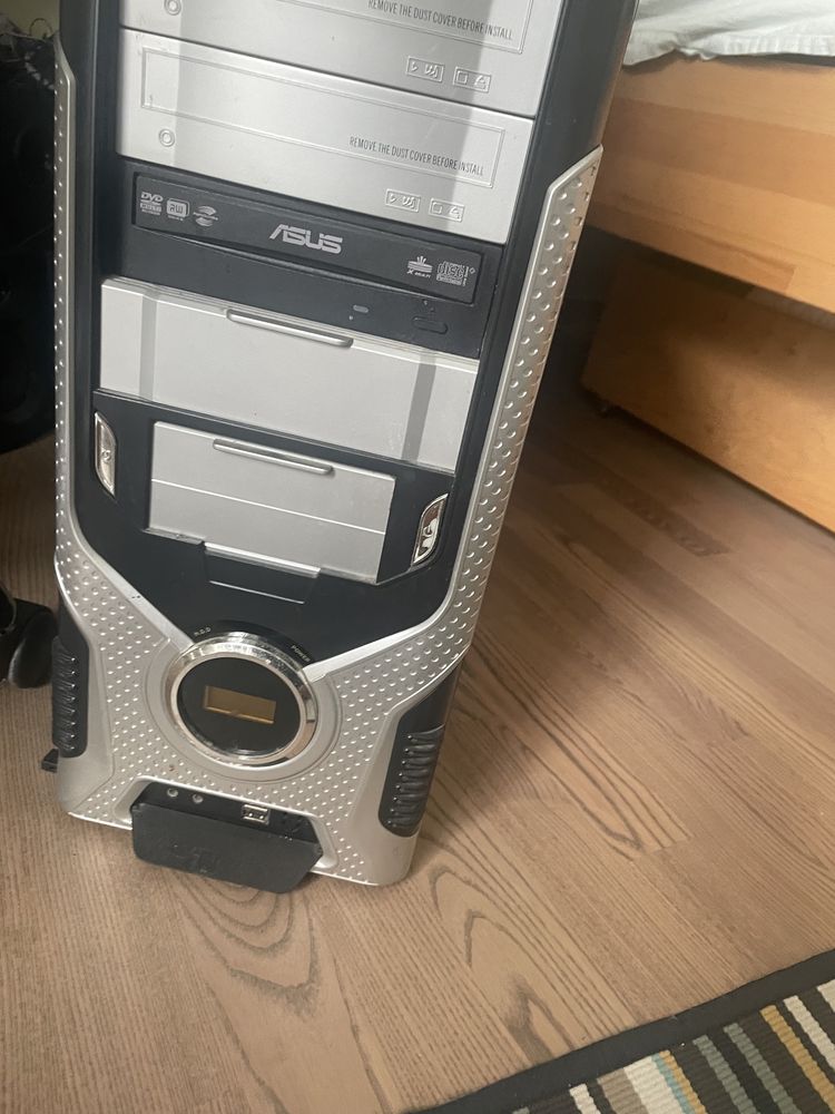 pc asus in stare de funcționare buna