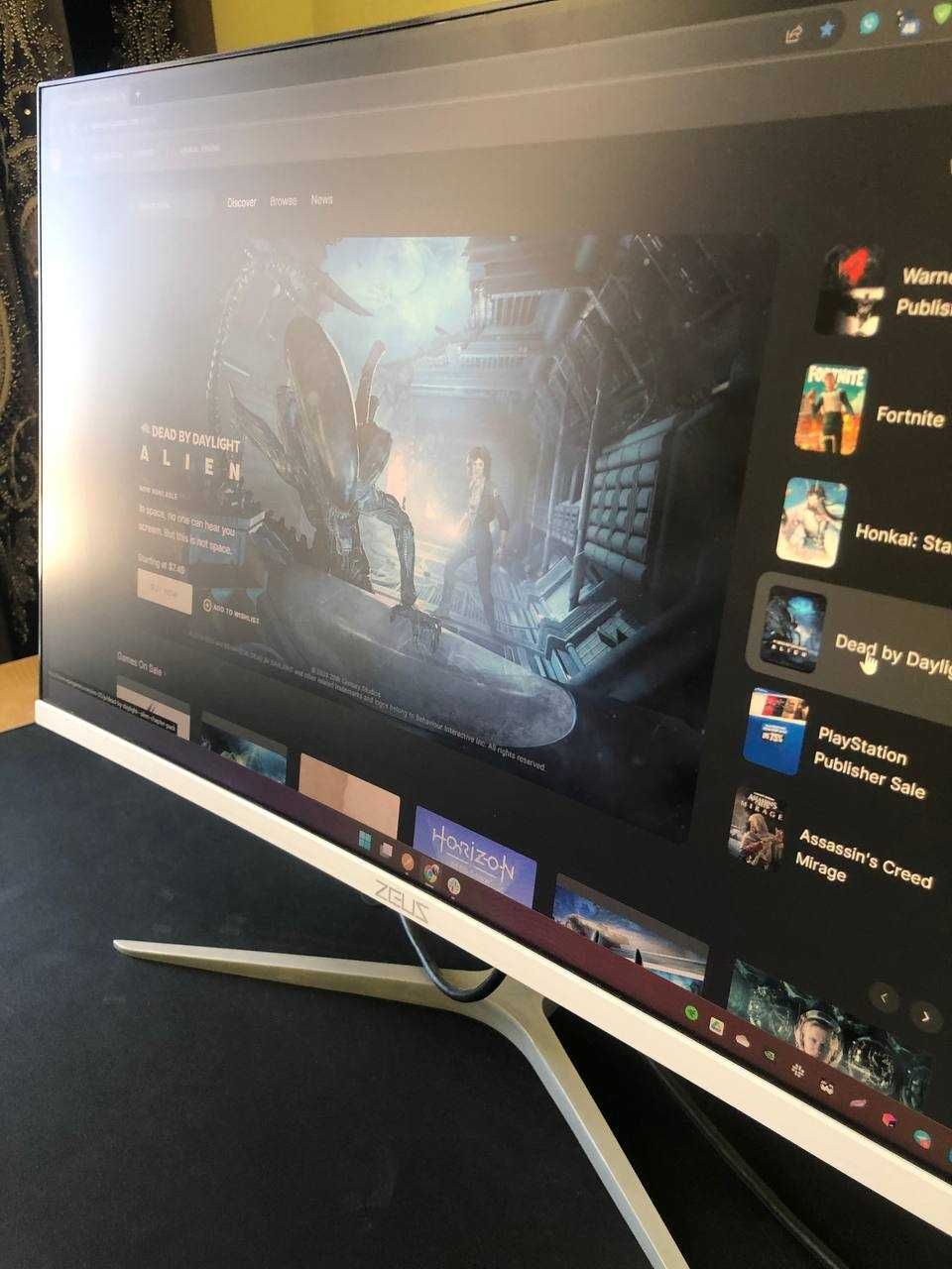 Zeus 24' Monitor