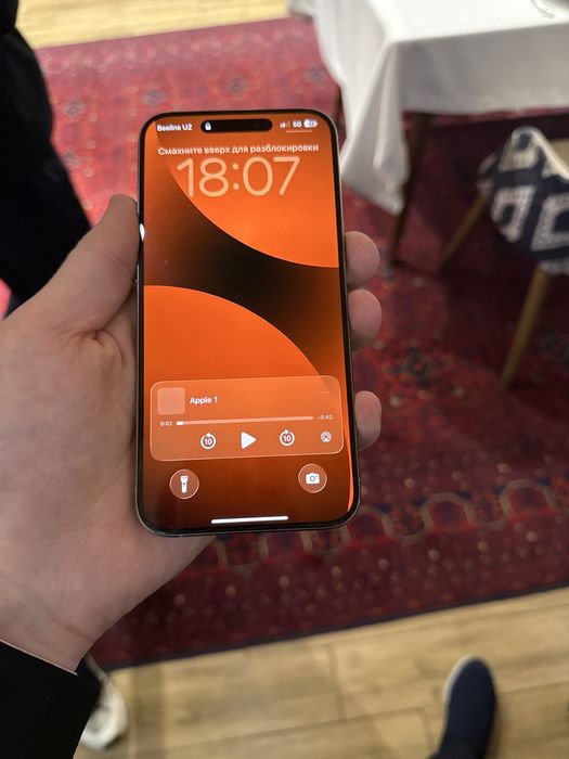 Iphone 15 pro max sotiladi ideal xolatda xich qatti almashmagan