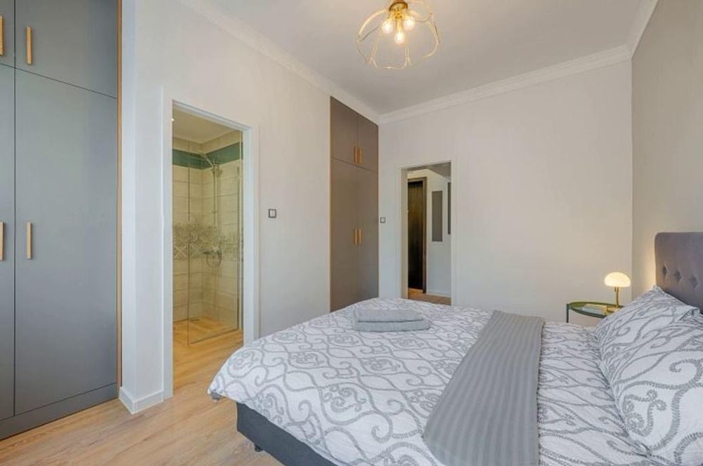 Дава се под наем Двустаен апартамент в София, Център - 44 кв.м за 650 € - Снимка #5